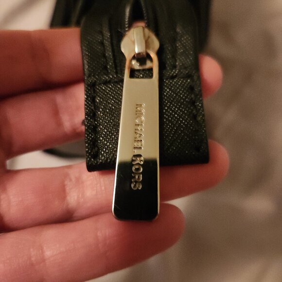 Michael Kors Large Black Tote Bag - Picture 3 of 6